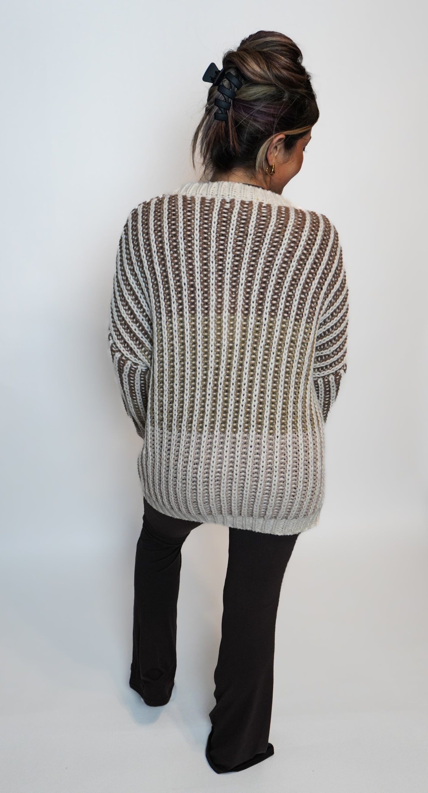 COFFE AND CREAM OVERSIZED OMBRE CARDIGAN (TAUPE)