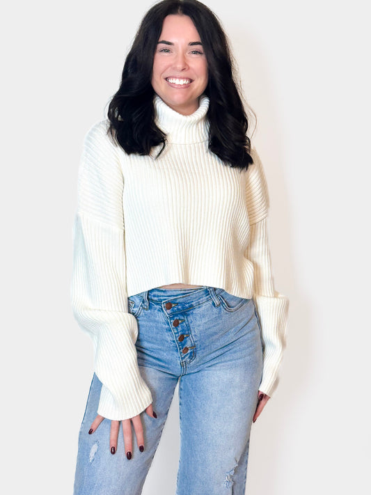 FIRST FROST TURTLENECK SWEATER (IVORY)