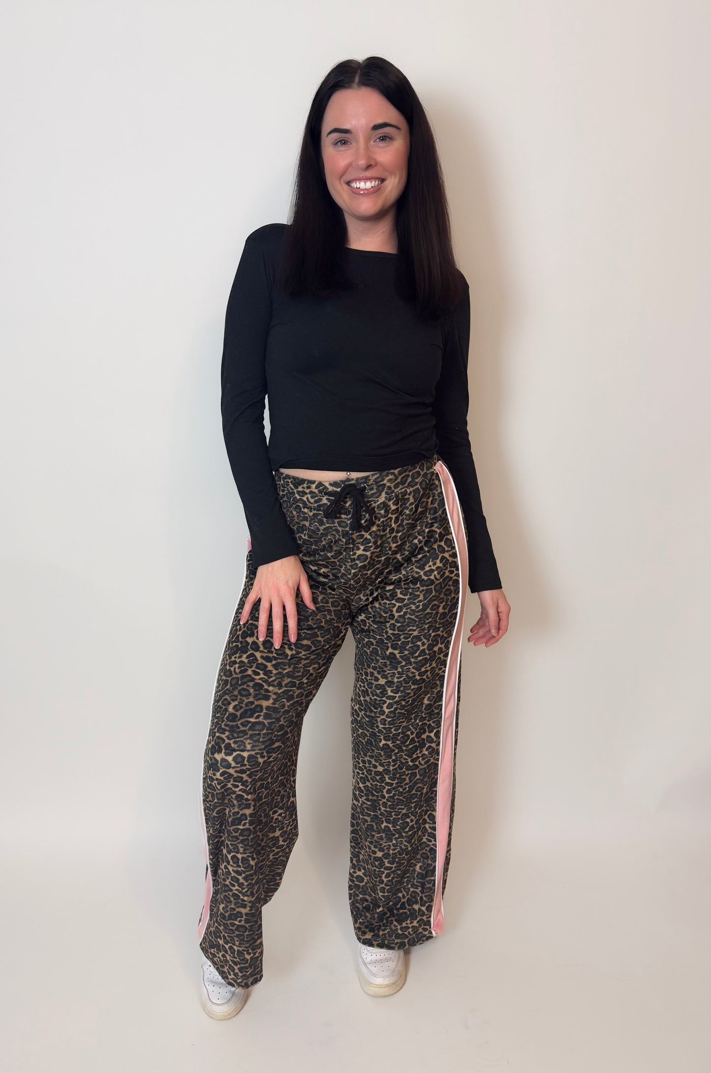 THE UNTAMED VELVET WIDE LEG (LEOPARD & PINK)