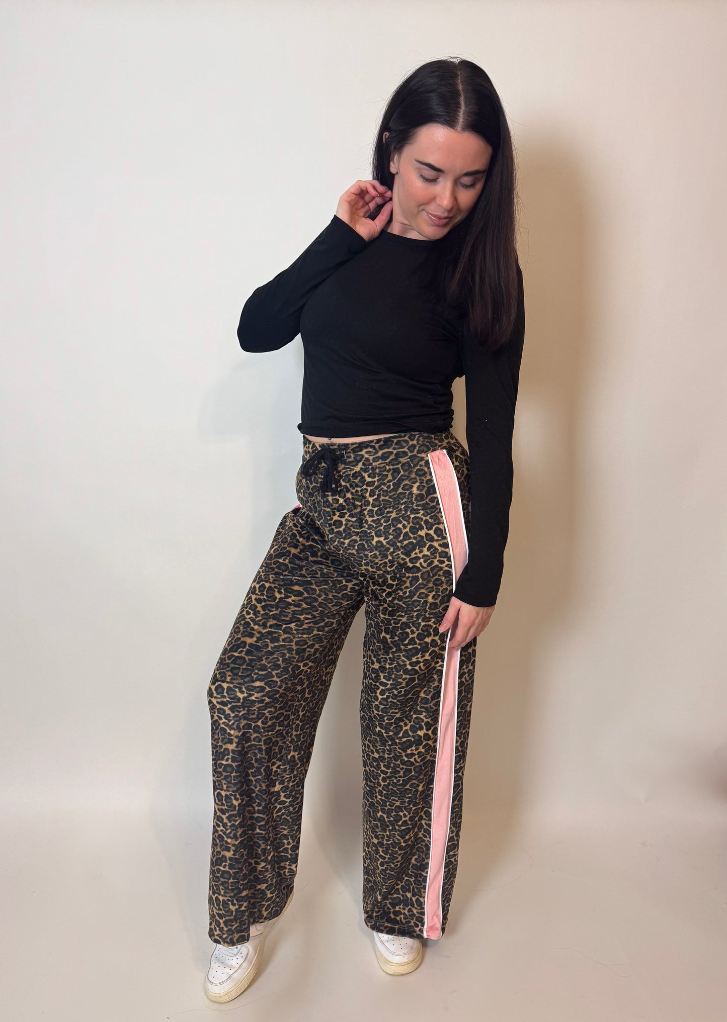 THE UNTAMED VELVET WIDE LEG (LEOPARD & PINK)