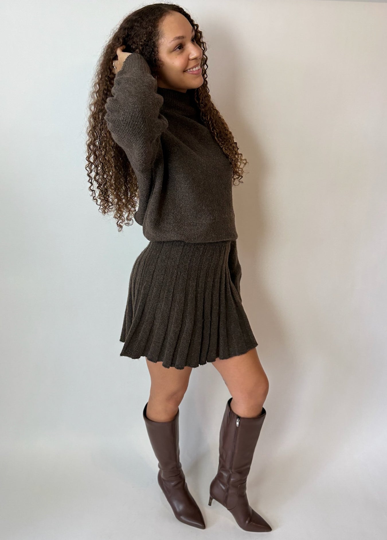 SANTA BABY KNIT SWEATER SET (BROWN)