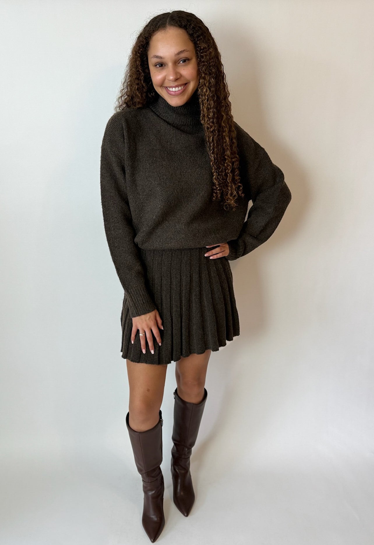 SANTA BABY KNIT SWEATER SET (BROWN)