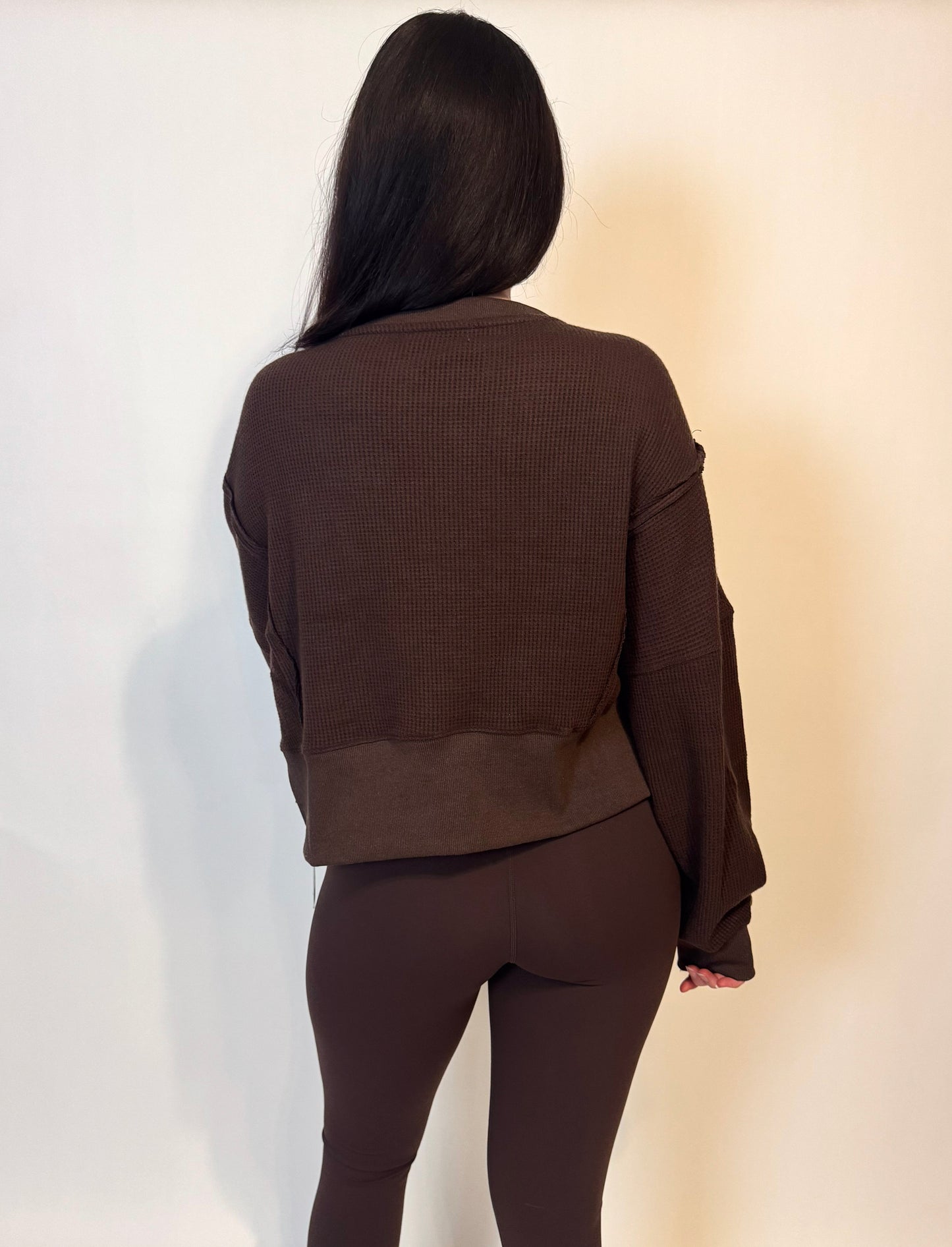 MOCHA WAFFLE PULLOVER (DARK BROWN)